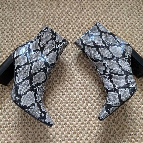 JEFFREY CAMPBELL Raven Women's Ankle Boots‎ Pointed Toe Snakeskin Size 5.5 NWOB - Picture 2 of 9